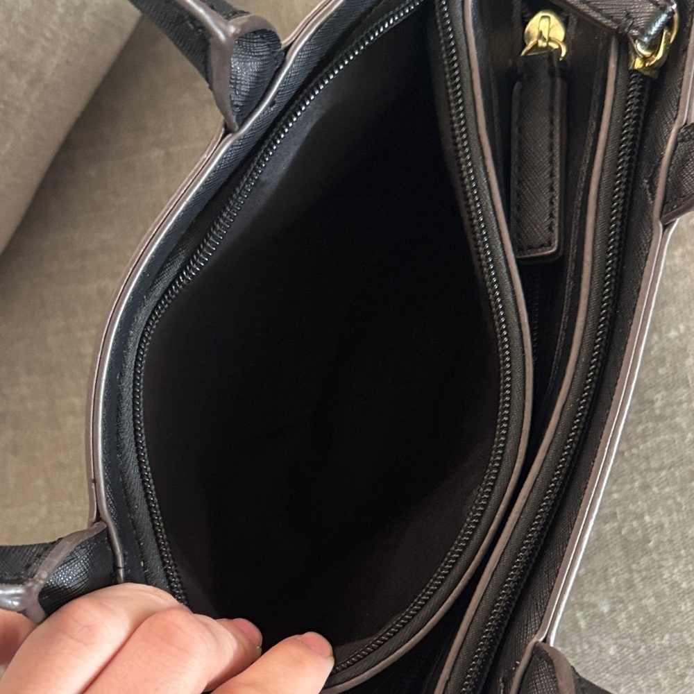 Liz Claiborne Black Bag with Gold Accents - Picture 7 of 9